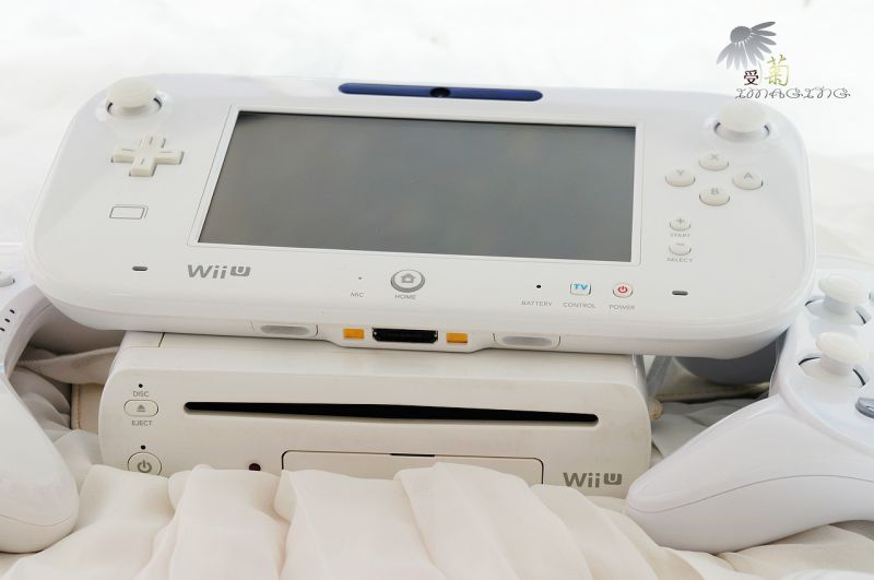 任天堂 WiiU WII U 8G 日版机 已破解 箱说全套机 包顺丰