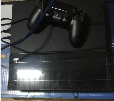 ps4黑色日版机器