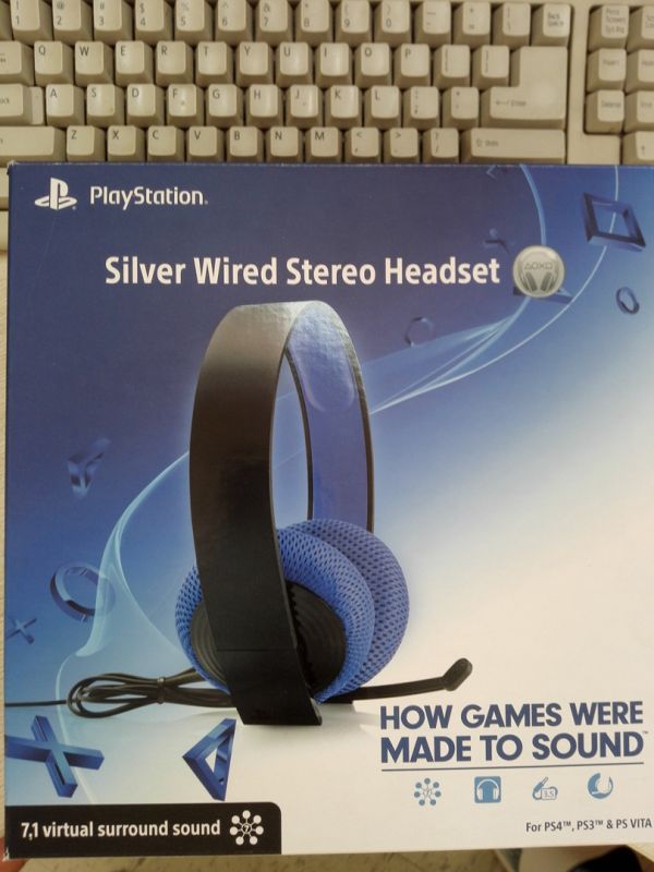 索尼PS4 Silver Wired 7.1声道有线耳机