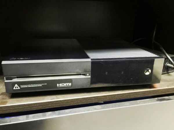 国行xboxone在保主机（带体感）