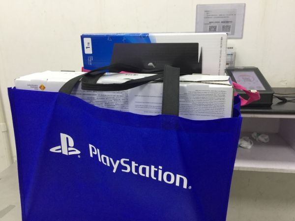 全新PS4 pro 