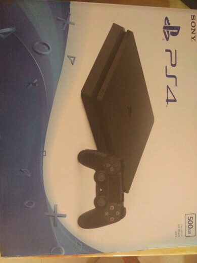 PS4   slim  500g