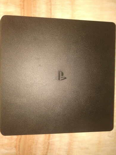 PS4   slim  500g