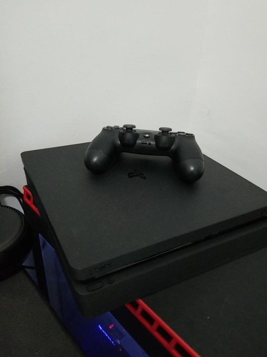 pS4 slim 500g